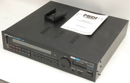 Roland-MKS-70 and PG-800 Programmer